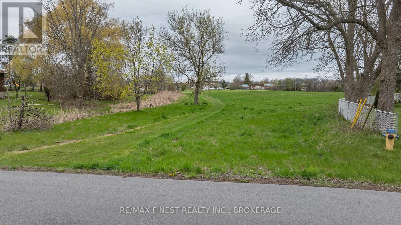 13 SLASH ROAD, greater napanee, Ontario