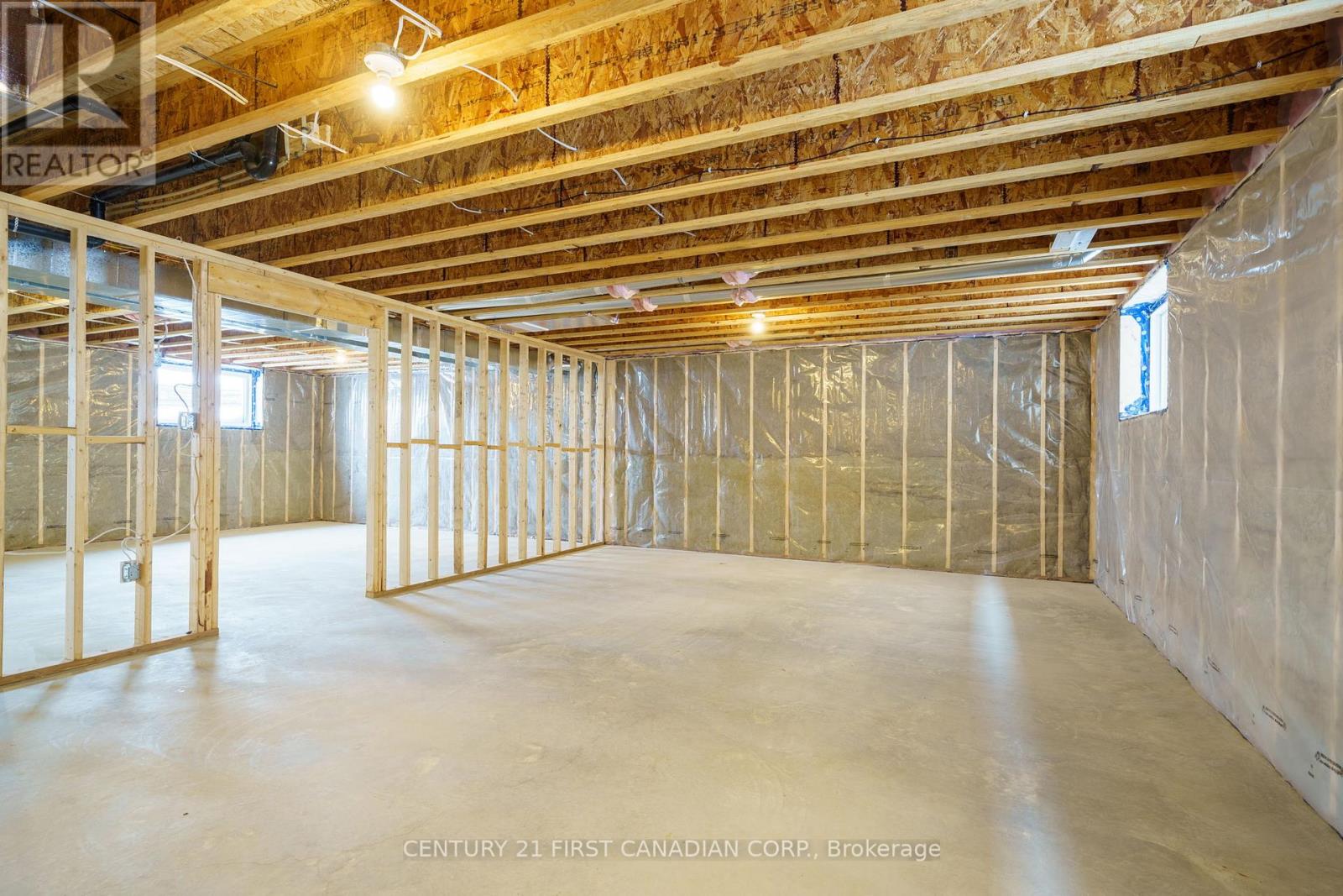 21 Hamilton Street, North Middlesex (Alisa Craig), Ontario  N0M 1A0 - Photo 17 - X11982288