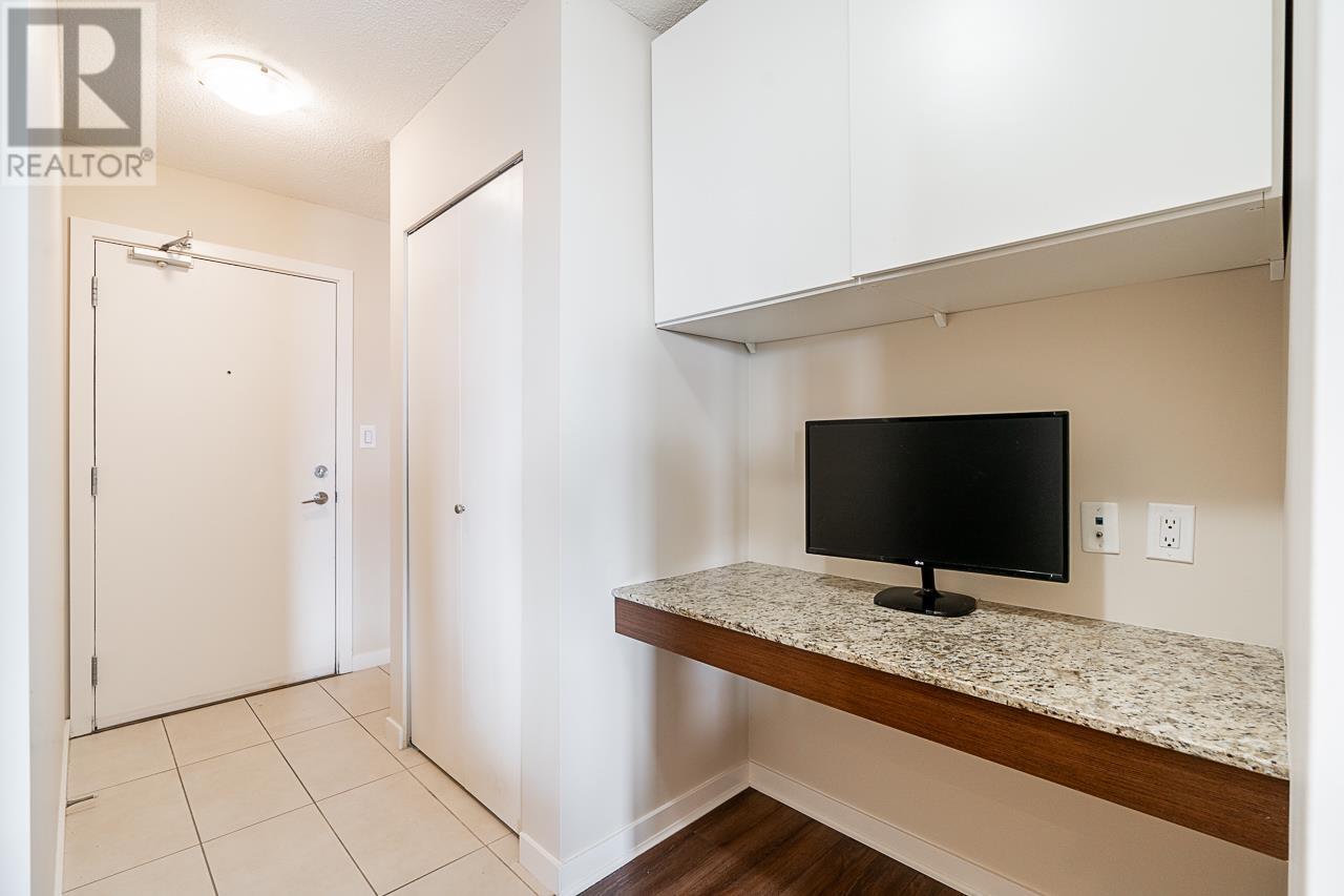 1702 9868 Cameron Street, Burnaby, British Columbia  V3J 0A5 - Photo 4 - R2968469