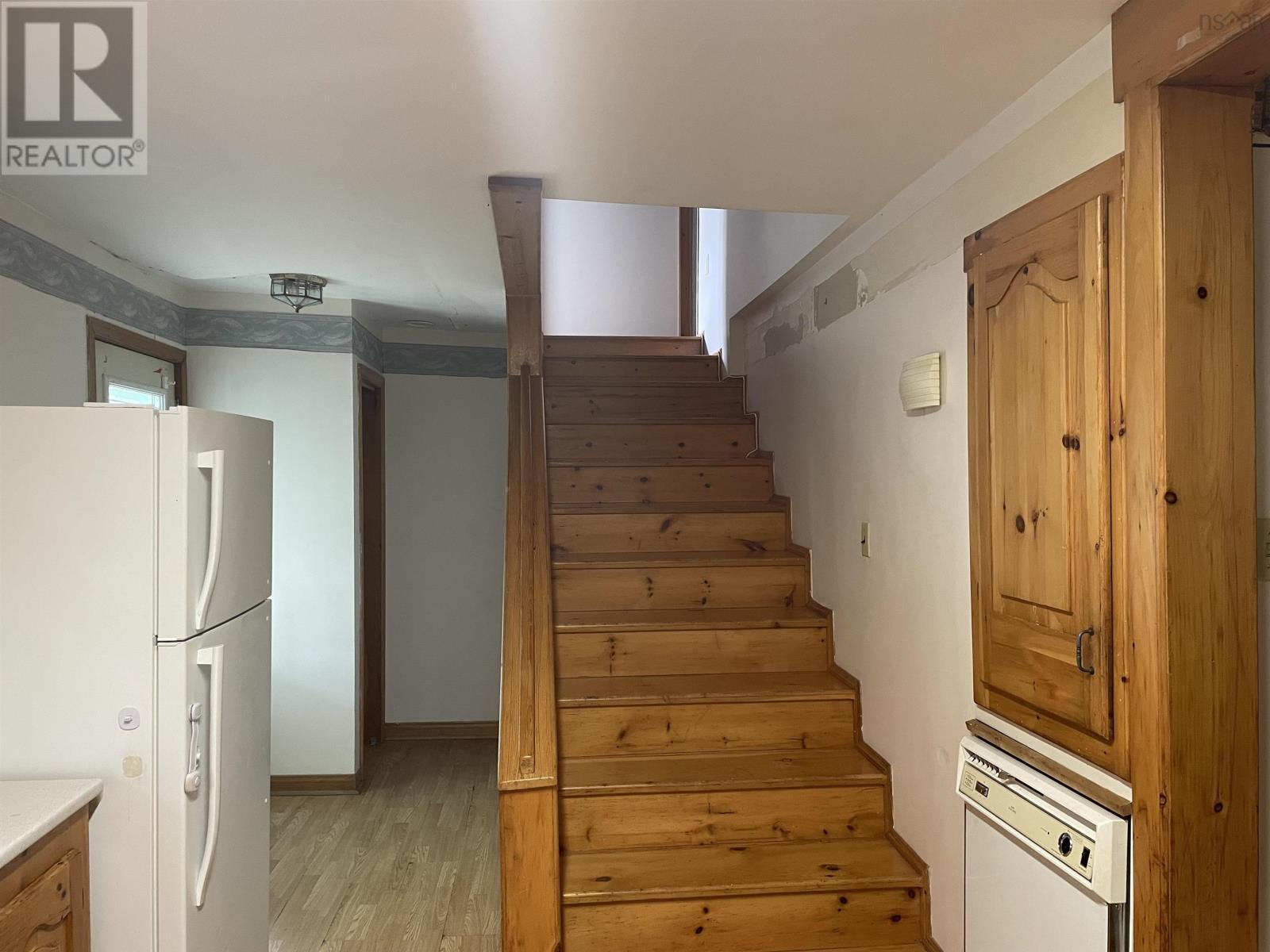 393 St. Phillips Street, Bridgewater, Nova Scotia  B4V 1W7 - Photo 10 - 202503340