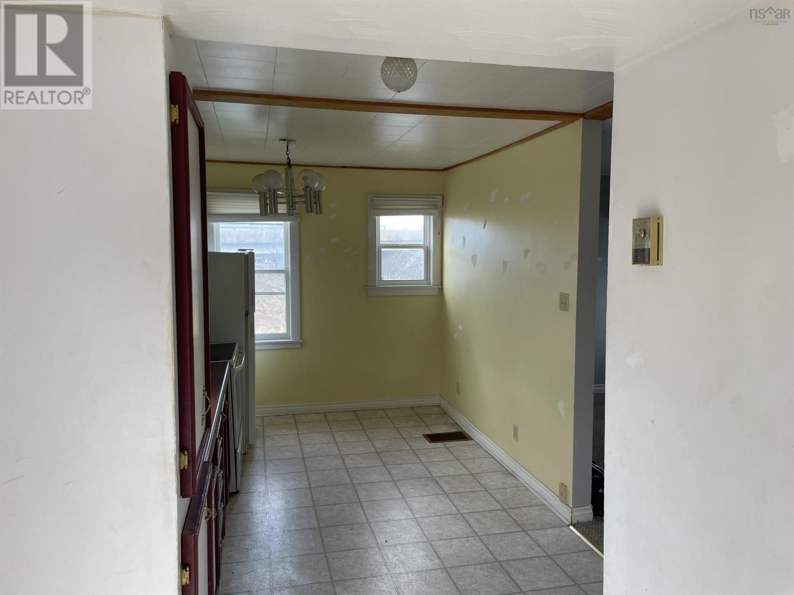 393 St. Phillips Street, Bridgewater, Nova Scotia  B4V 1W7 - Photo 16 - 202503340