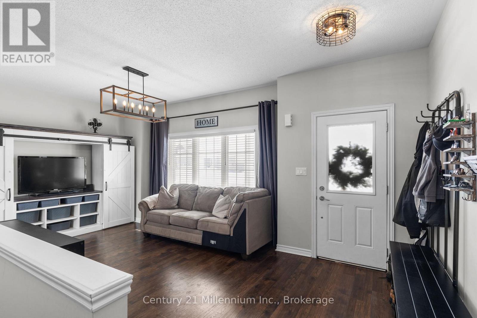 14 Drysdale Drive, Springwater, Ontario  L0L 1P0 - Photo 5 - S11982373