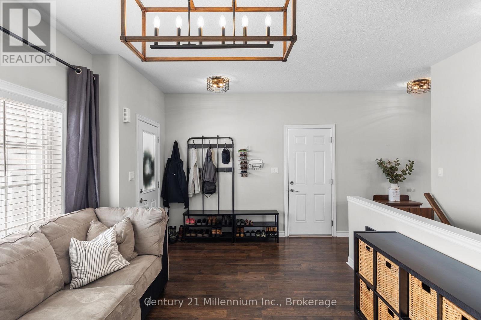 14 Drysdale Drive, Springwater, Ontario  L0L 1P0 - Photo 7 - S11982373