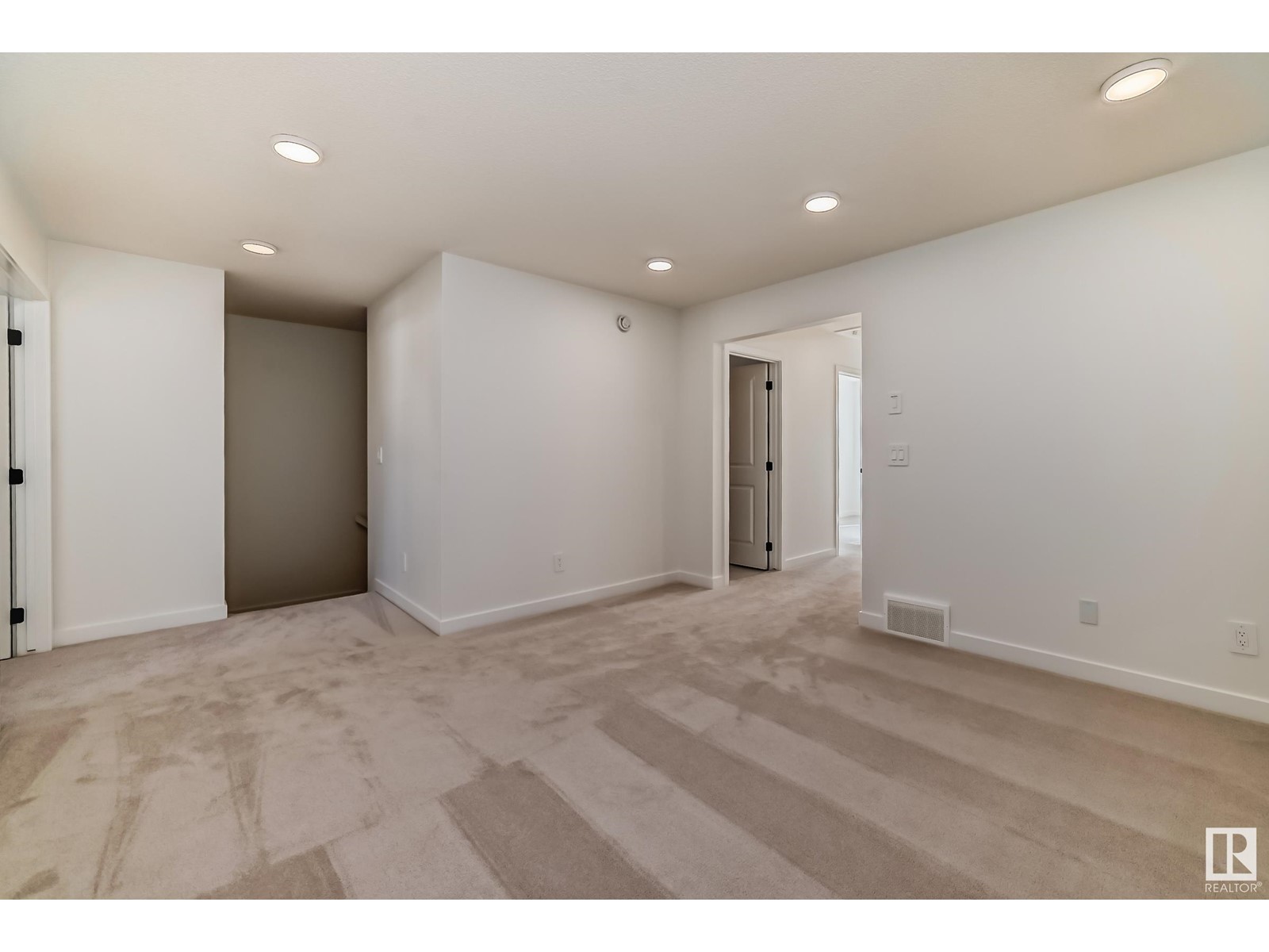 5645 Kootook Pl Sw, Edmonton, Alberta  T6W 4Z7 - Photo 41 - E4422366