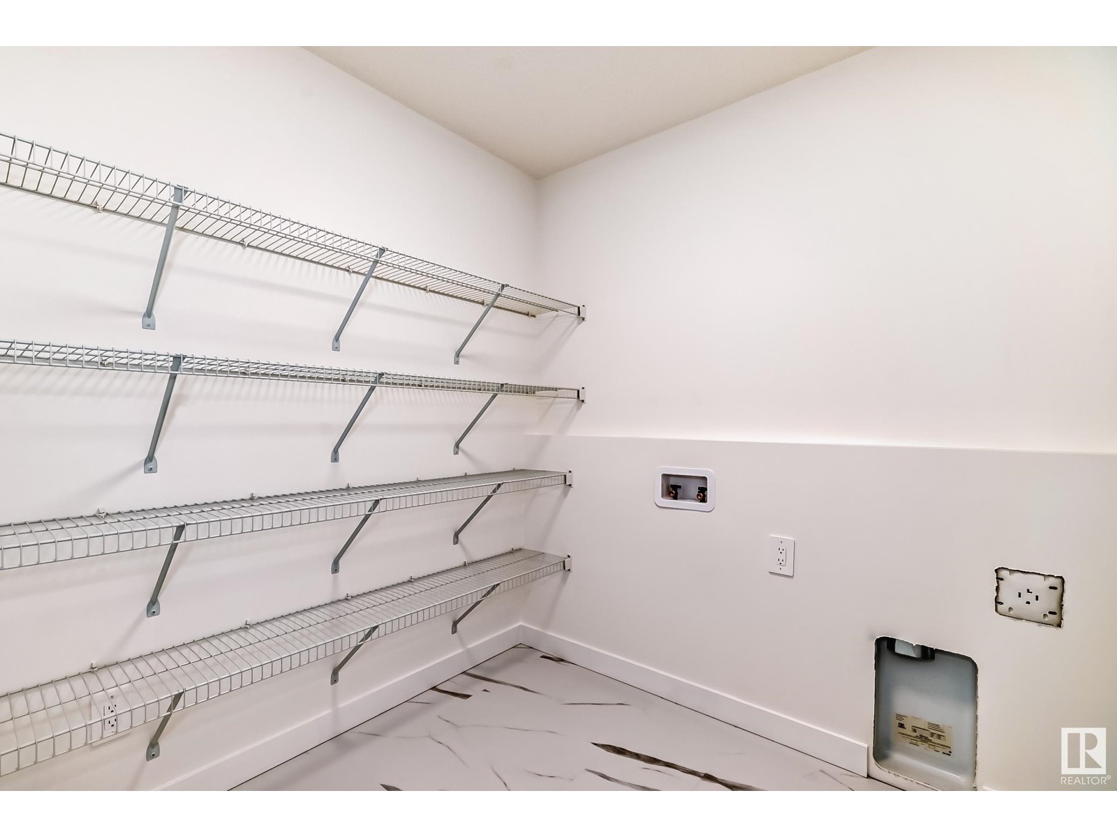 5645 Kootook Pl Sw, Edmonton, Alberta  T6W 4Z7 - Photo 44 - E4422366
