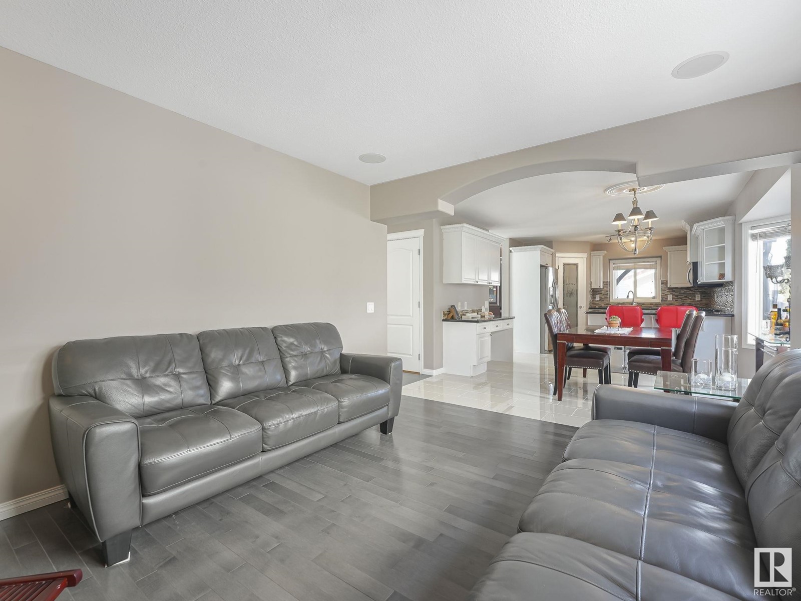 Property at 8724 163 AV NW image 3