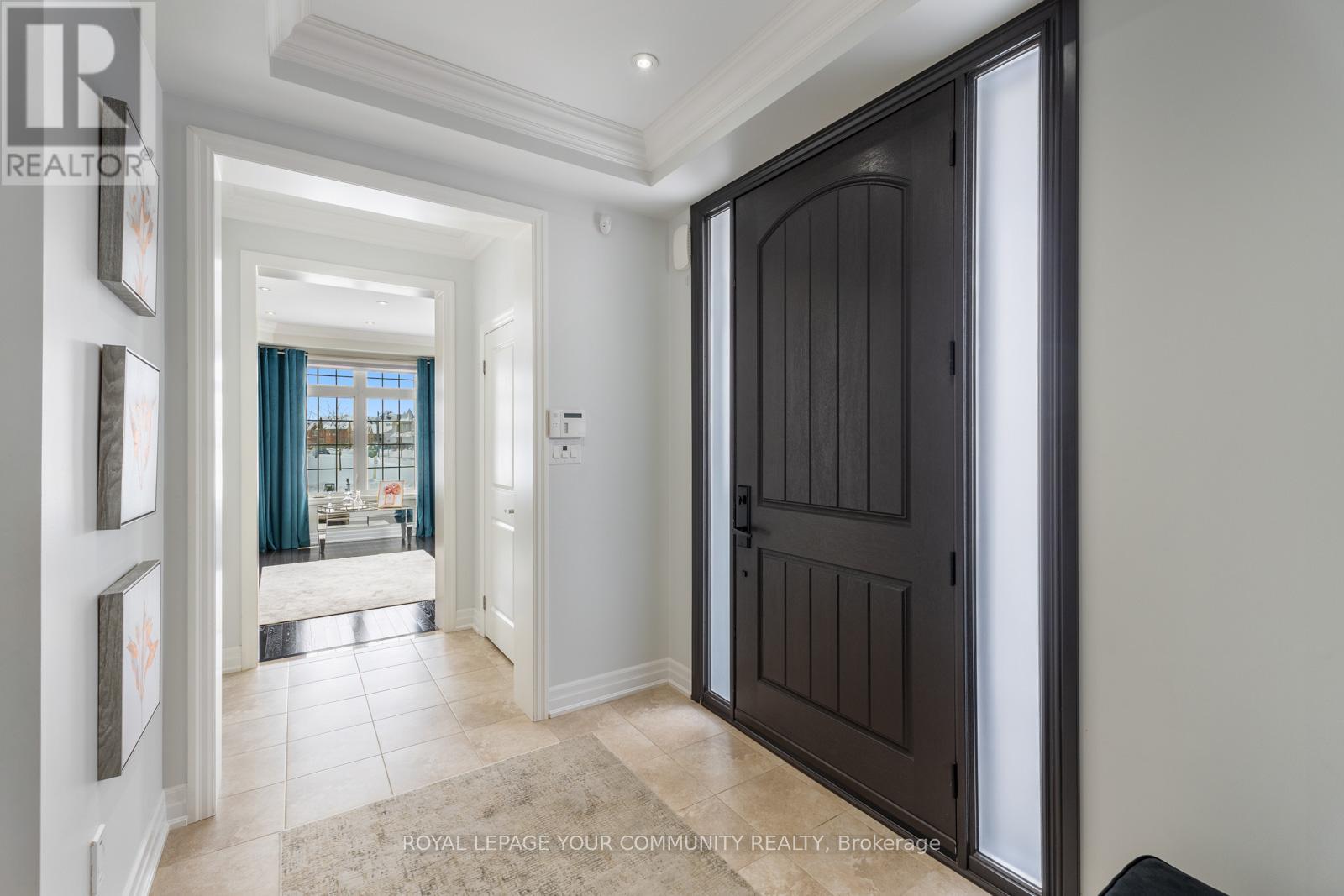 Property at 1 TERRY VIEW CRESCENT image 3