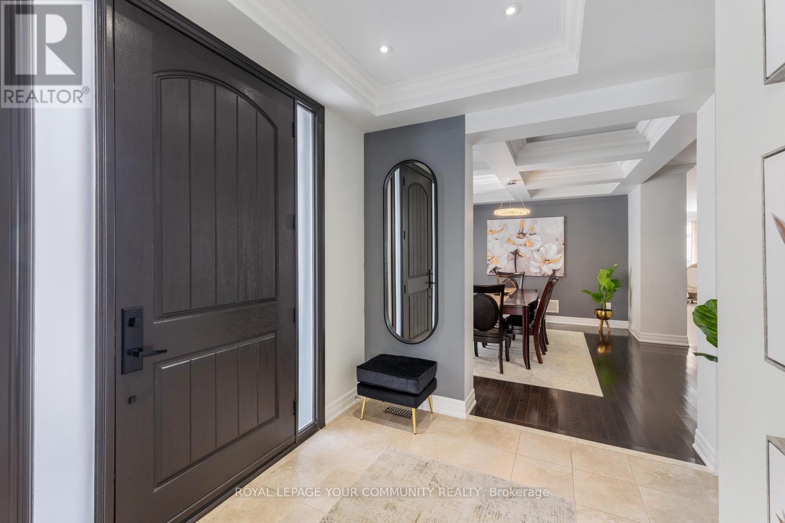 Property at 1 TERRY VIEW CRESCENT image 4