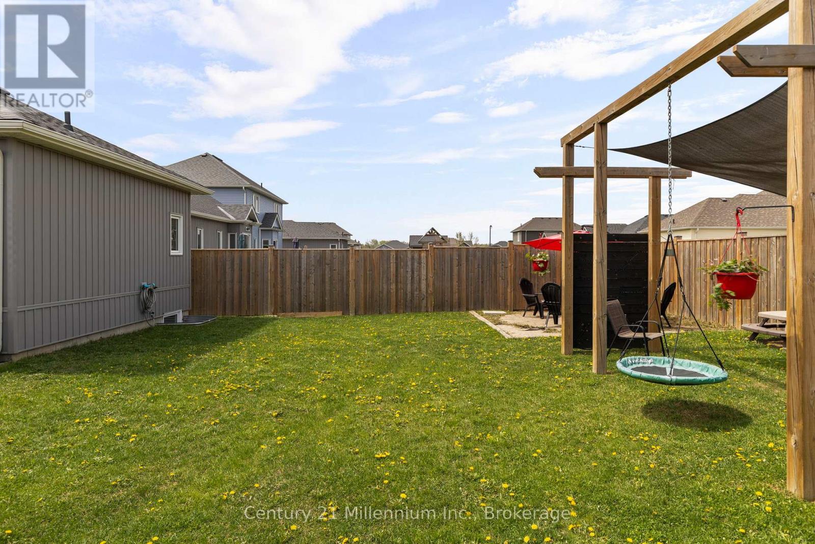 14 Drysdale Drive, Springwater, Ontario  L0L 1P0 - Photo 36 - S11982373