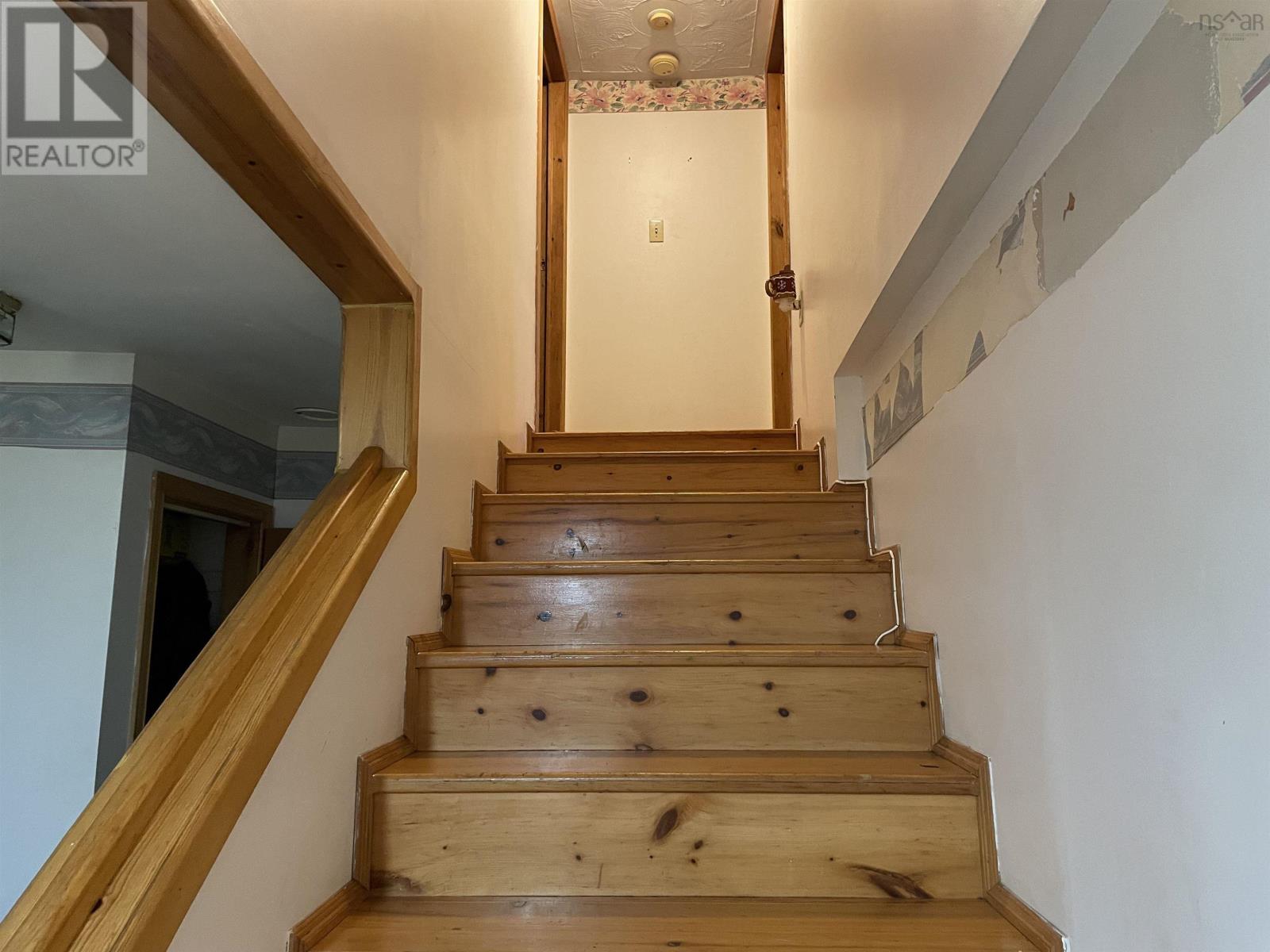 393 St. Phillips Street, Bridgewater, Nova Scotia  B4V 1W7 - Photo 11 - 202503346