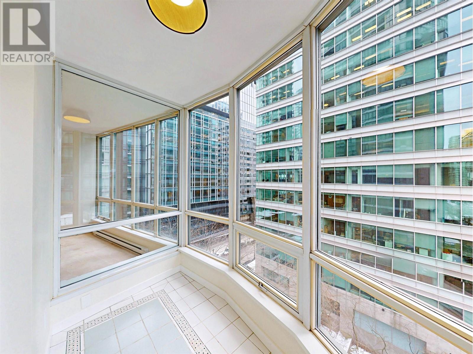 Listing Picture 15 of 32 : 1108 1166 MELVILLE STREET, Vancouver / 溫哥華 - 魯藝地產 Yvonne Lu Group - MLS Medallion Club Member