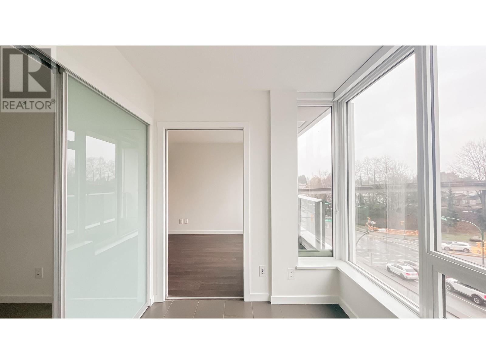 Listing Picture 8 of 20 : 306 5515 BOUNDARY ROAD, Vancouver / 溫哥華 - 魯藝地產 Yvonne Lu Group - MLS Medallion Club Member