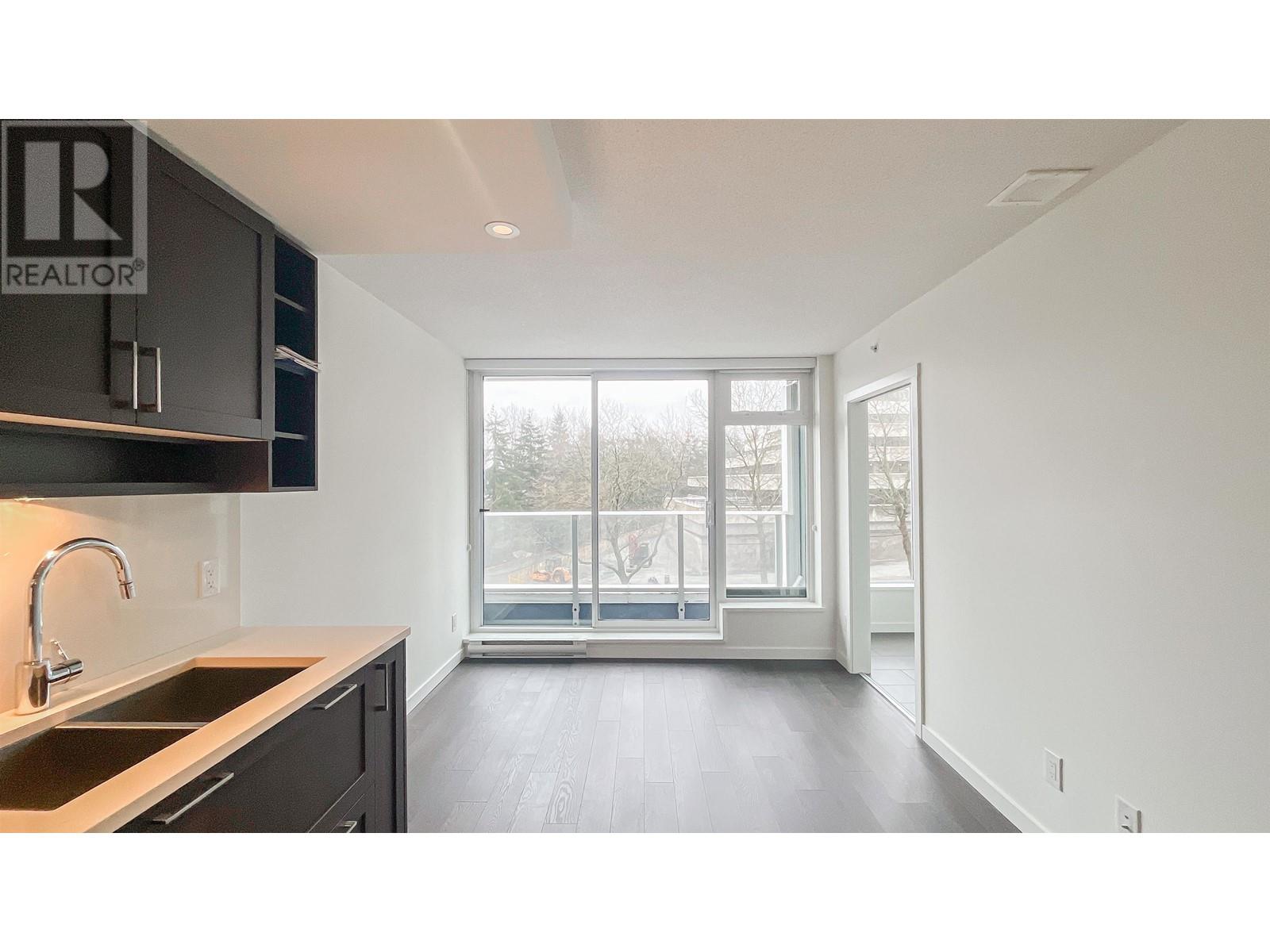 Listing Picture 2 of 20 : 306 5515 BOUNDARY ROAD, Vancouver / 溫哥華 - 魯藝地產 Yvonne Lu Group - MLS Medallion Club Member