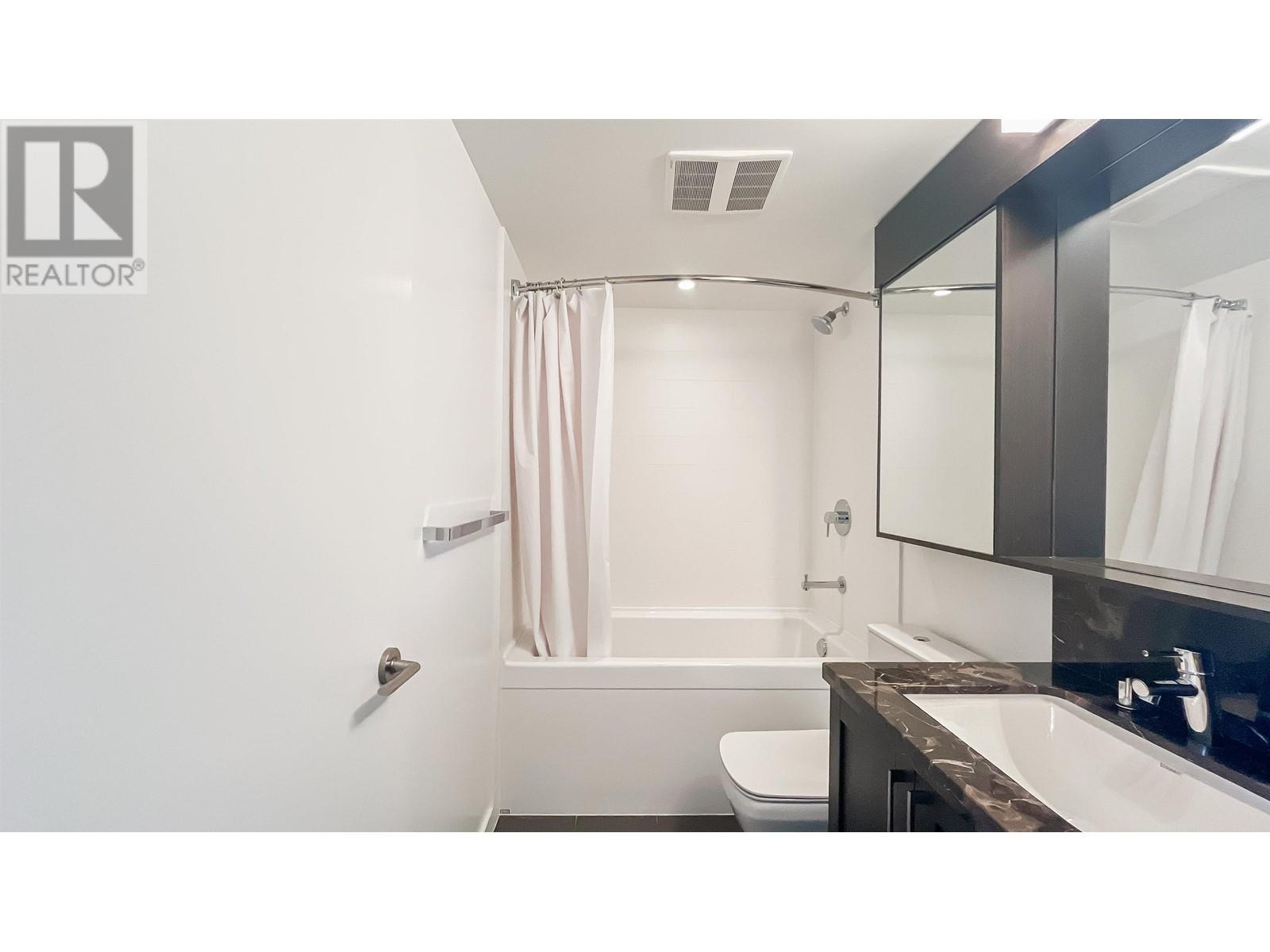 Listing Picture 11 of 20 : 306 5515 BOUNDARY ROAD, Vancouver / 溫哥華 - 魯藝地產 Yvonne Lu Group - MLS Medallion Club Member