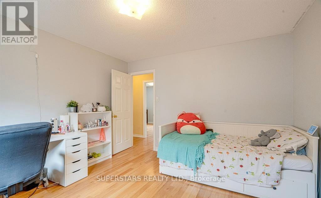 16 Rawlings Avenue, Richmond Hill, Ontario  L4S 1B4 - Photo 18 - N11982426