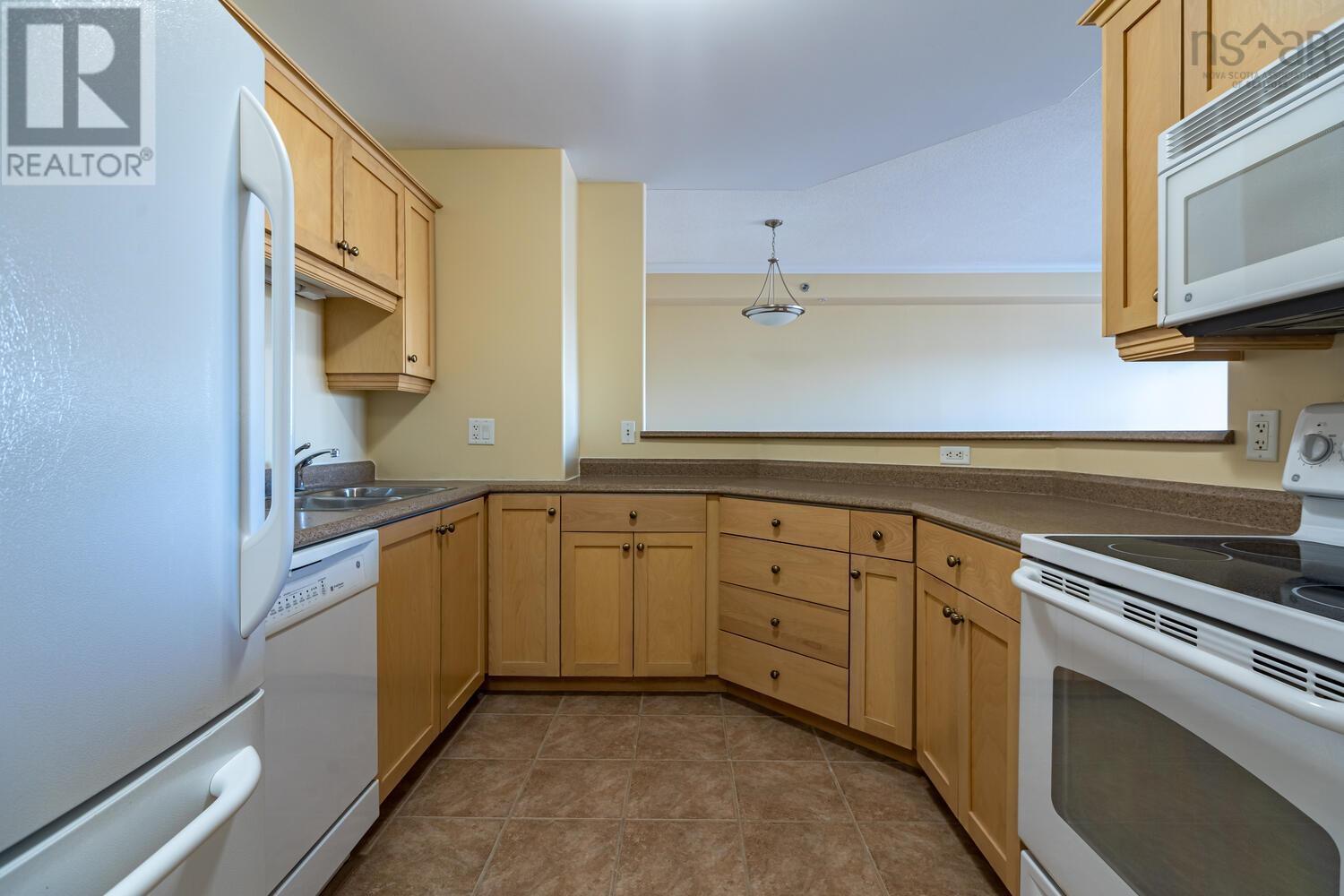 208 36 Southgate Drive, Halifax, Nova Scotia  B4A 4M4 - Photo 15 - 202503356