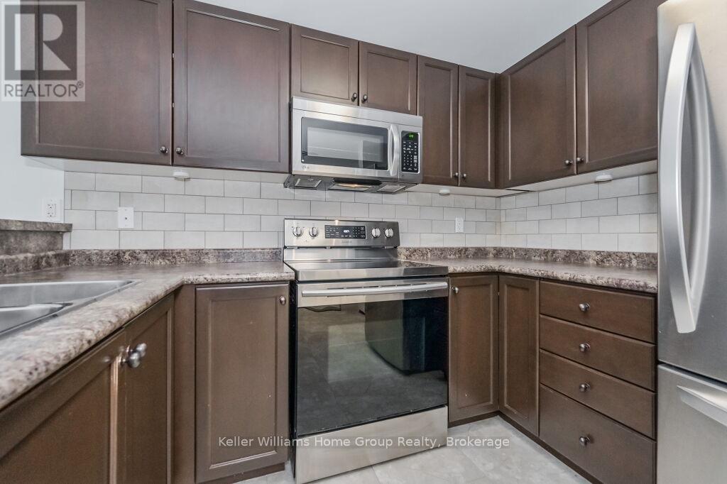 301 - 645 St David Street S, Centre Wellington, Ontario  N1M 0A9 - Photo 10 - X11982597