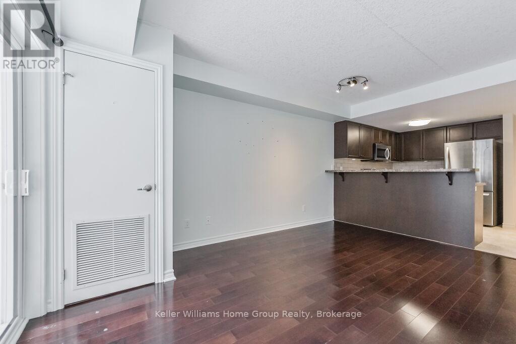 301 - 645 St David Street S, Centre Wellington, Ontario  N1M 0A9 - Photo 14 - X11982597