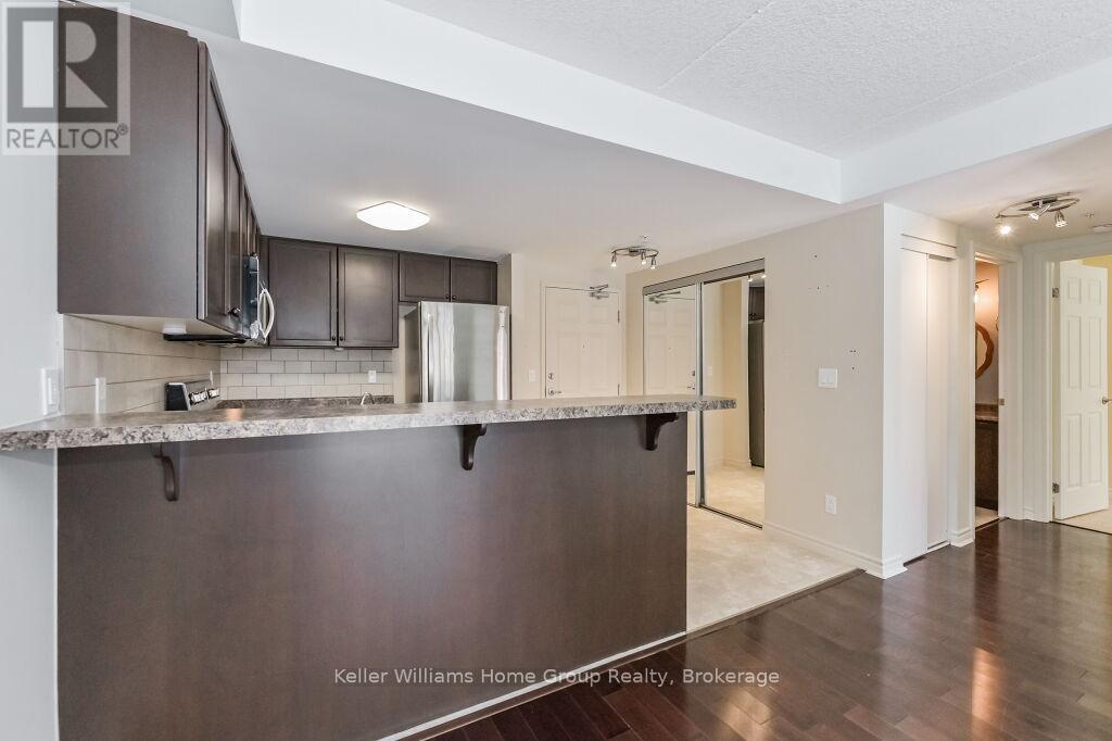 301 - 645 St David Street S, Centre Wellington, Ontario  N1M 0A9 - Photo 8 - X11982597