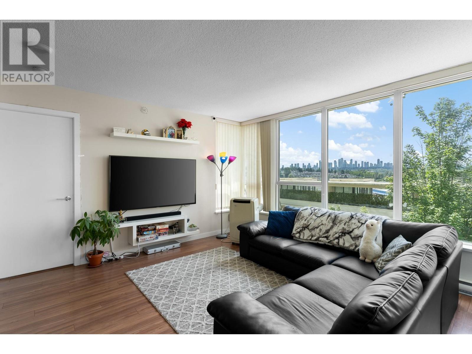 405 2200 Douglas Road, Burnaby, British Columbia  V5C 5A7 - Photo 3 - R2967023