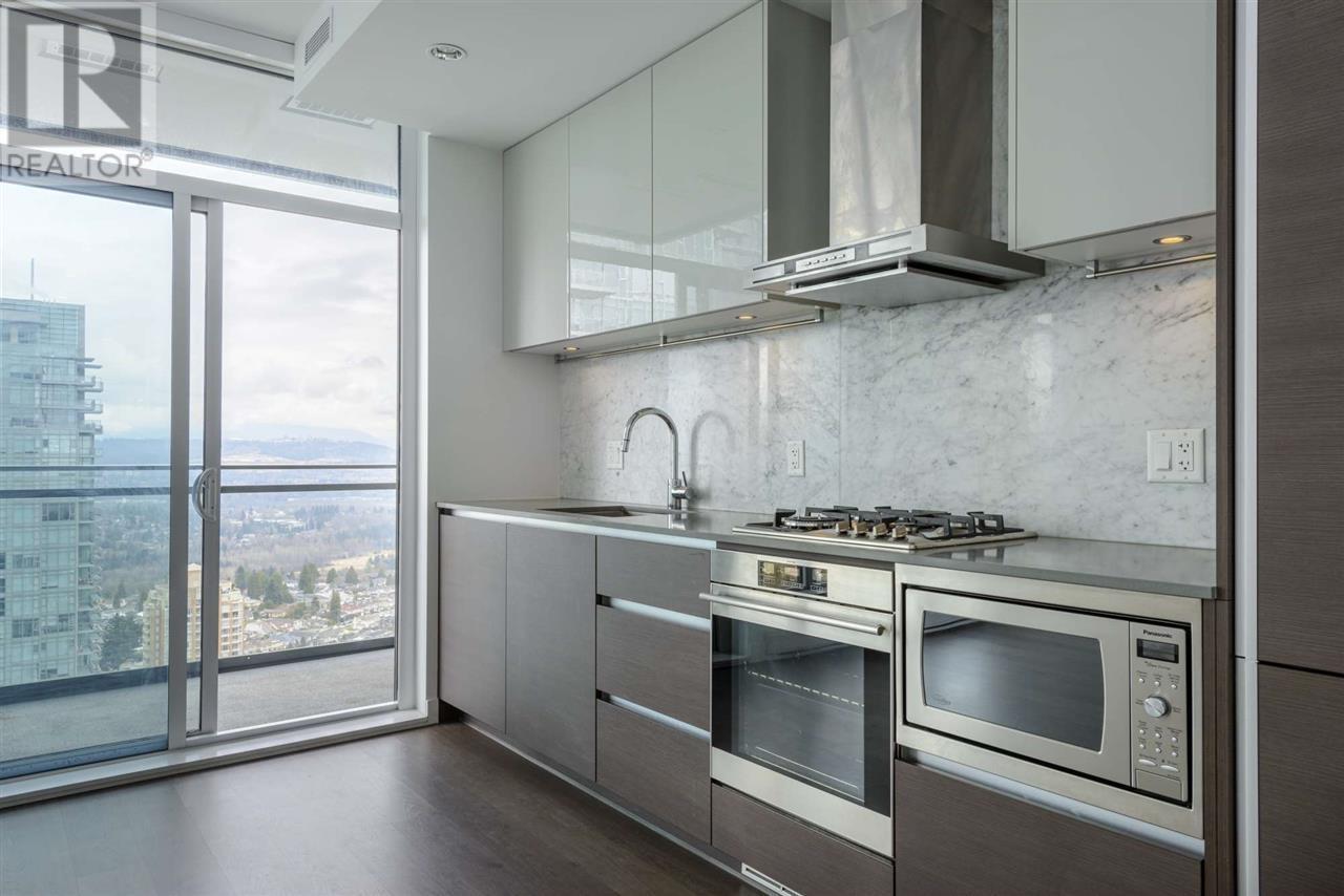 Listing Picture 4 of 21 : 3609 6098 STATION STREET, Burnaby / 本拿比 - 魯藝地產 Yvonne Lu Group - MLS Medallion Club Member