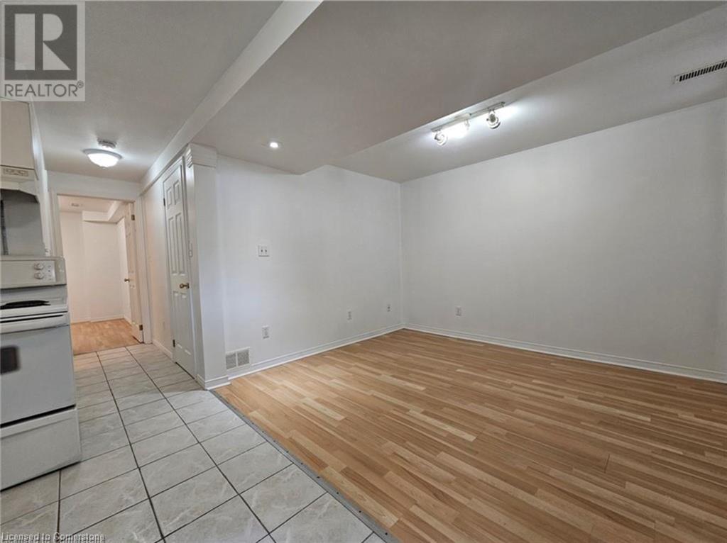 220 Geneva Street, St. Catharines, Ontario  L2R 4P8 - Photo 25 - 40700471