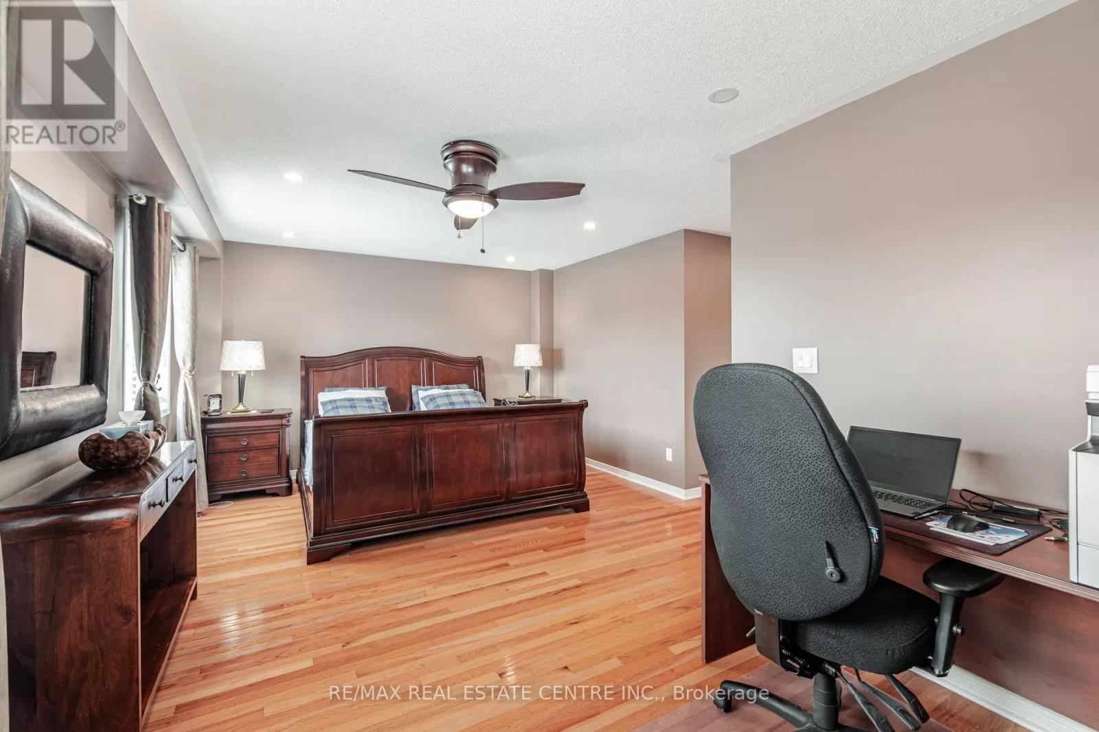 25 Leila Jackson Terrace, Toronto (Downsview-Roding-Cfb), Ontario  M3L 0B2 - Photo 22 - W11982659