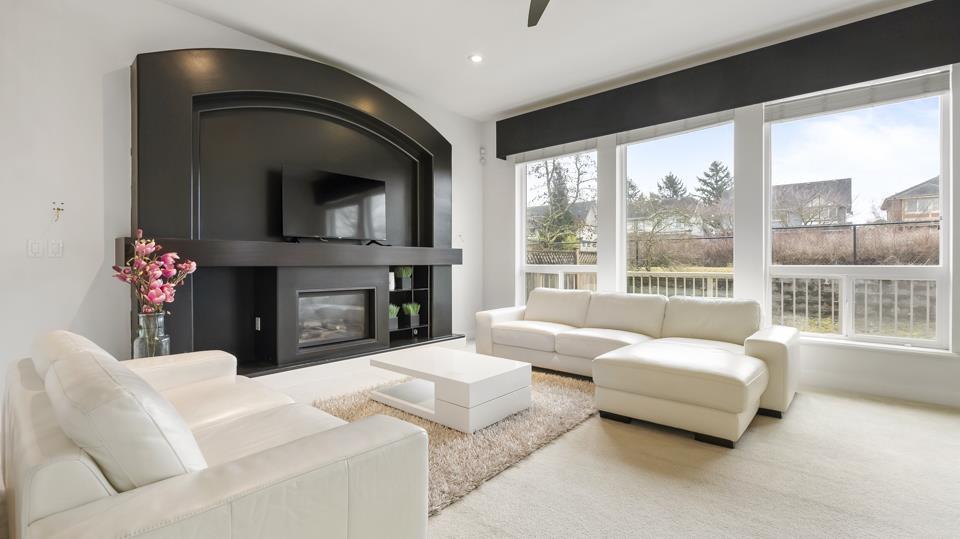 Property at 8256 TRONDHEIM DRIVE image 2