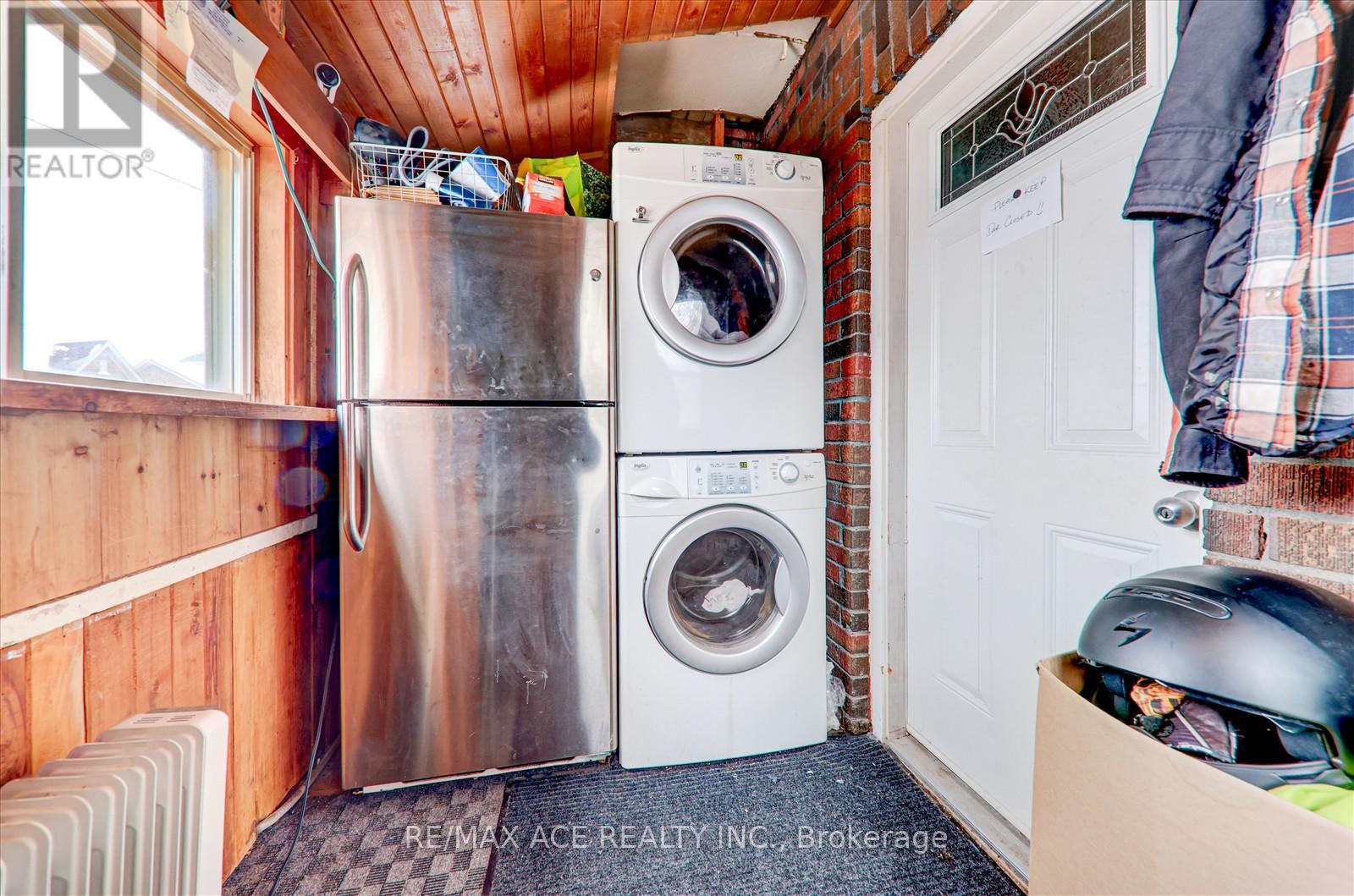 Property at 304 WEST SCUGOG LANE image 5