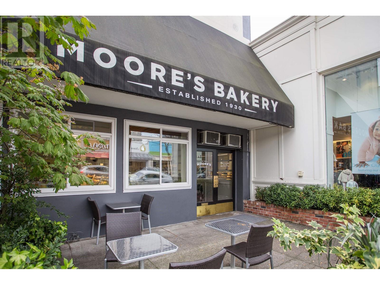 Listing Picture 26 of 32 : 704 2165 W 40TH AVENUE, Vancouver / 溫哥華 - 魯藝地產 Yvonne Lu Group - MLS Medallion Club Member