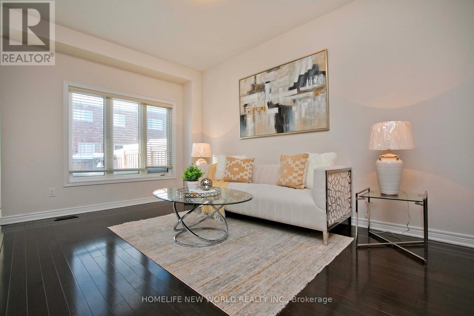 Property at 90 ROUGEVIEW PARK CRESCENT image 4
