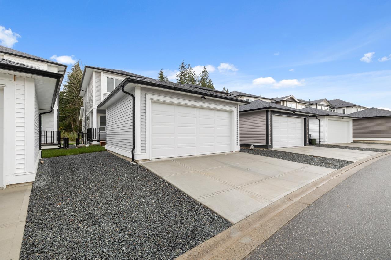4470 Stephen Leacock Drive, Abbotsford, British Columbia  V2T 5B6 - Photo 18 - R2968823