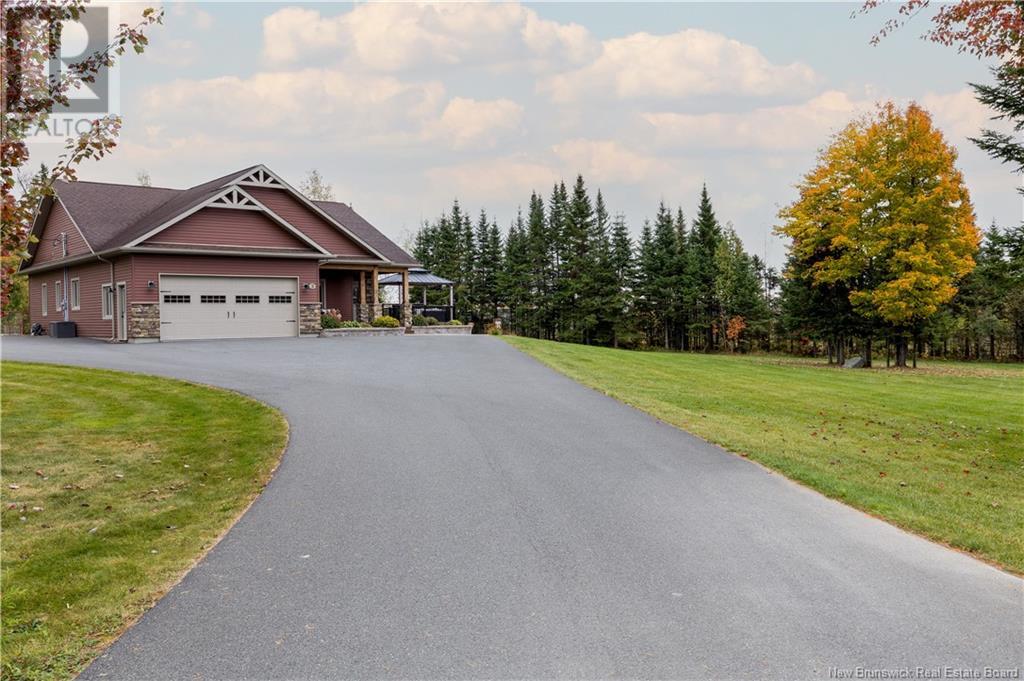3 Maplewood Court, Grand Falls, New Brunswick  E3Z 0B9 - Photo 3 - NB112882