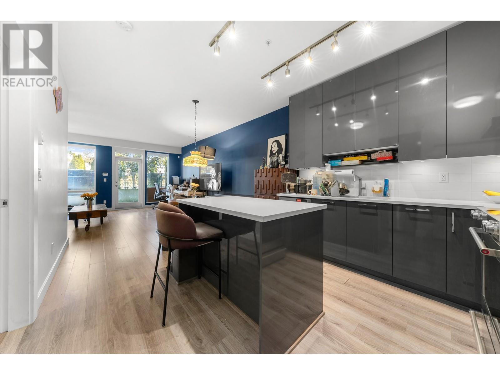 Listing Picture 5 of 36 : 114 1768 GILMORE AVENUE, Burnaby / 本拿比 - 魯藝地產 Yvonne Lu Group - MLS Medallion Club Member