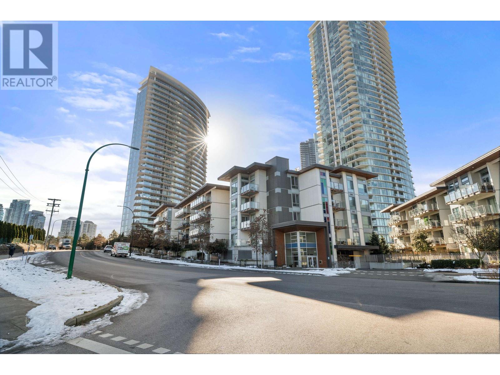 Listing Picture 23 of 36 : 114 1768 GILMORE AVENUE, Burnaby / 本拿比 - 魯藝地產 Yvonne Lu Group - MLS Medallion Club Member