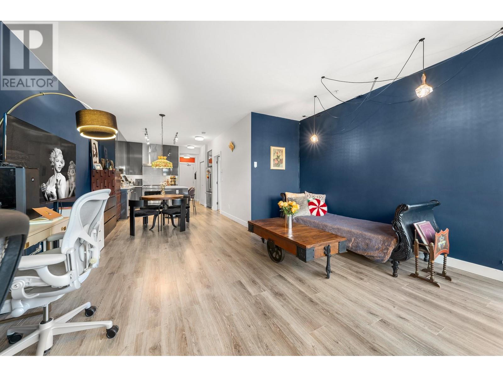 Listing Picture 12 of 36 : 114 1768 GILMORE AVENUE, Burnaby / 本拿比 - 魯藝地產 Yvonne Lu Group - MLS Medallion Club Member