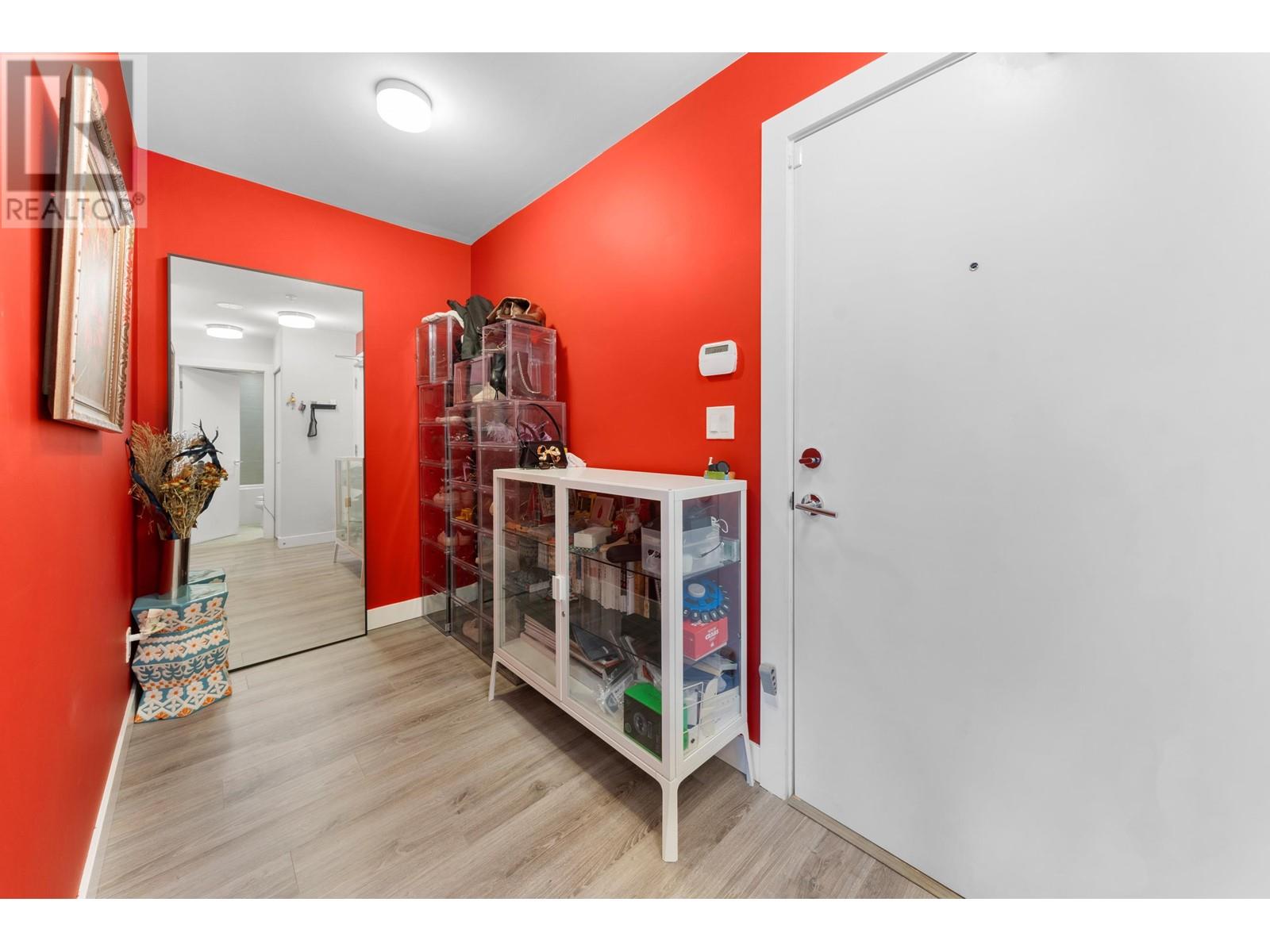 Listing Picture 18 of 36 : 114 1768 GILMORE AVENUE, Burnaby / 本拿比 - 魯藝地產 Yvonne Lu Group - MLS Medallion Club Member
