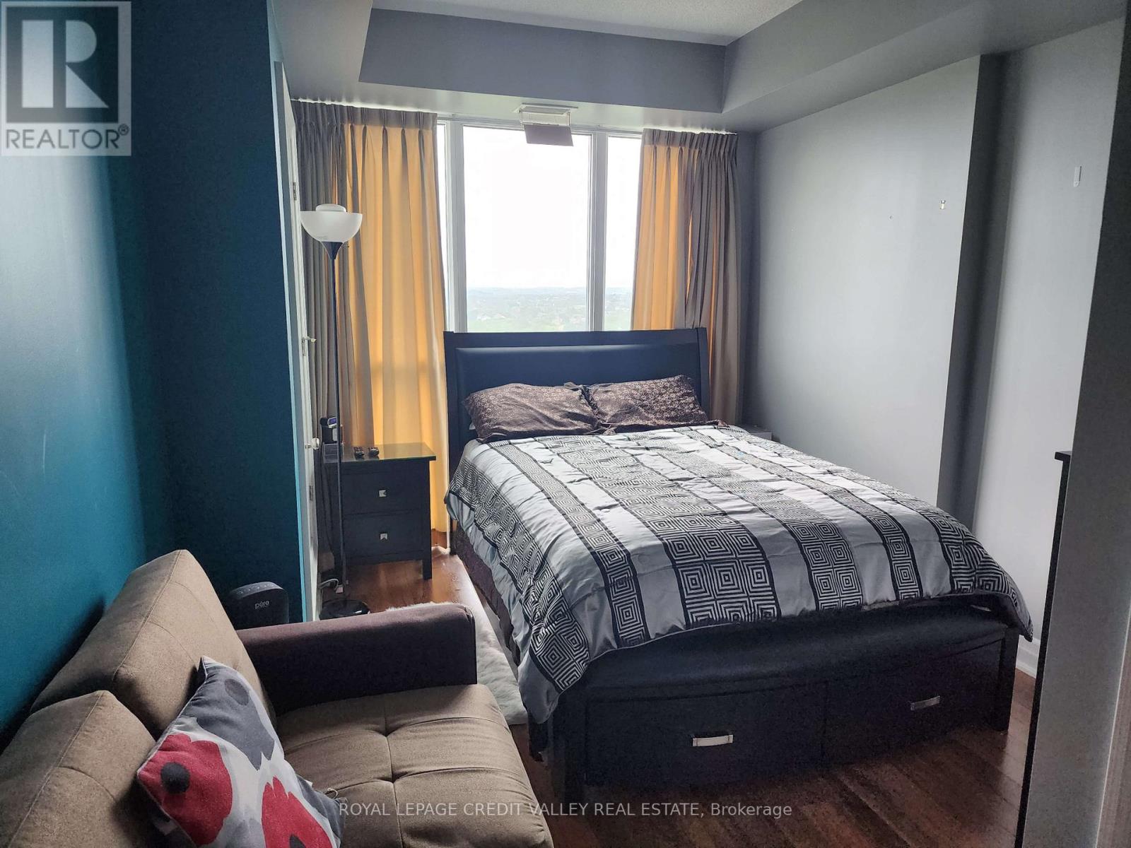 1707 - 100 John Street, Brampton, Ontario  L6W 0A8 - Photo 14 - W11982768