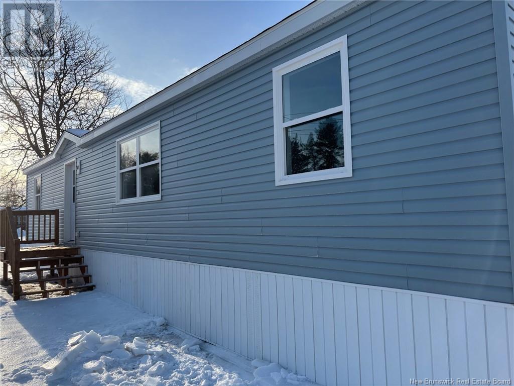 8 Fraser, St. Stephen, New Brunswick  E3L 4B8 - Photo 5 - NB112956