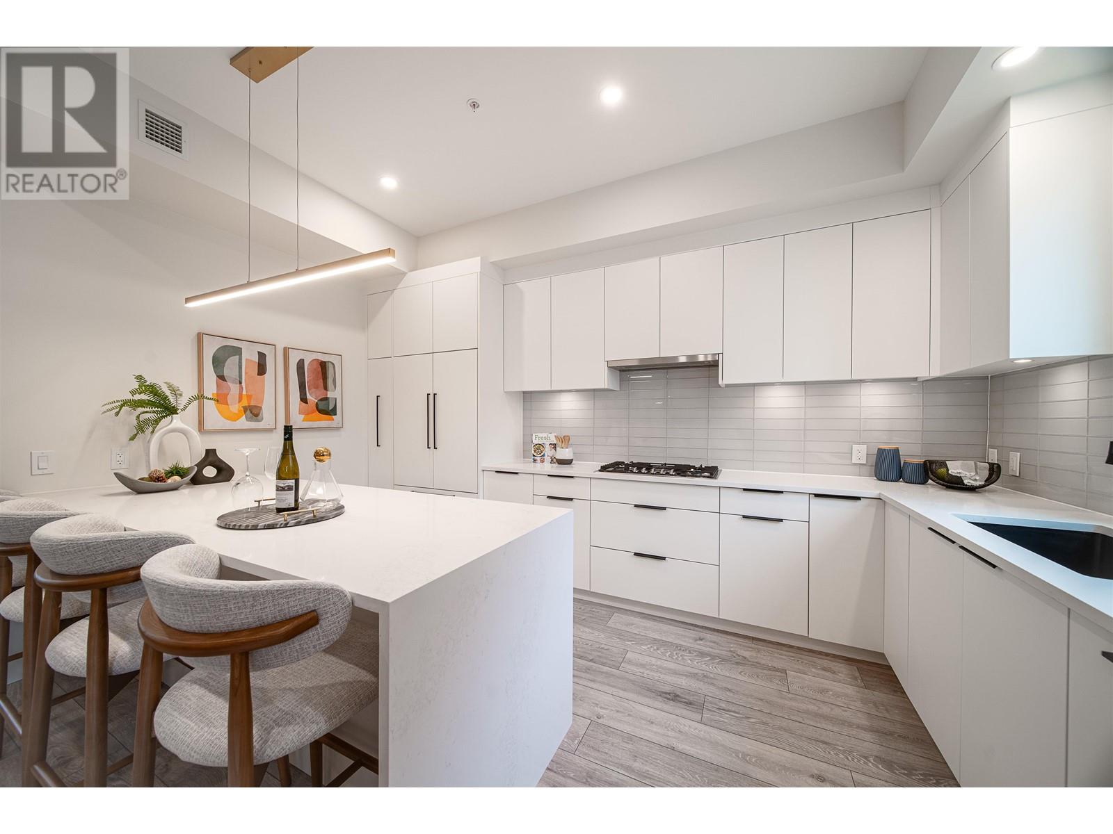 217 8699 SPIRES ROAD, richmond, British Columbia