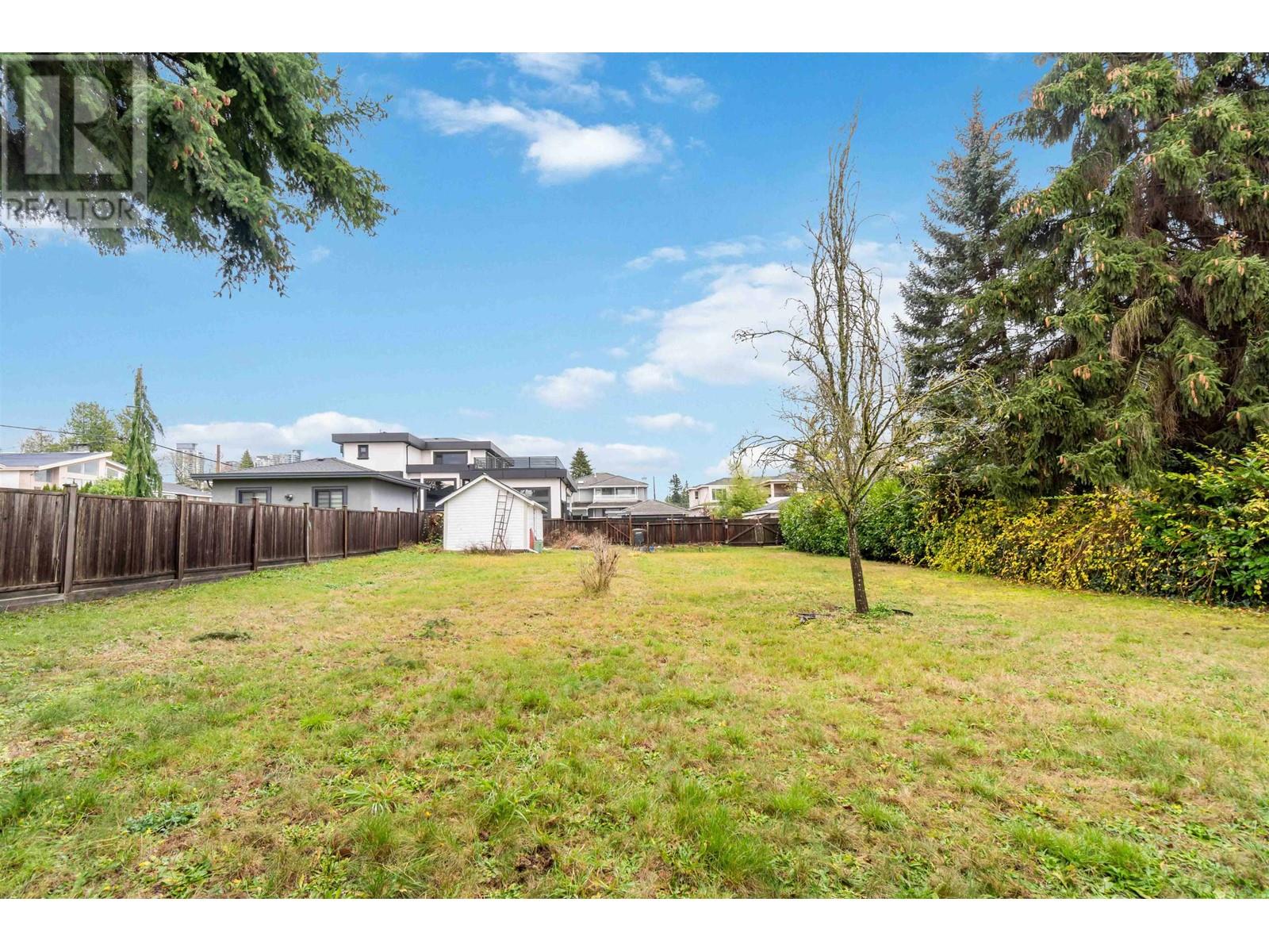 7230 Sussex Avenue, Burnaby, British Columbia  V5J 3V5 - Photo 9 - R2969255
