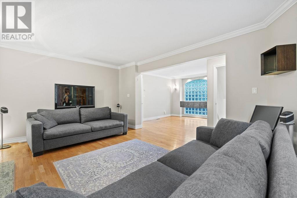 3998 Phyllis Road, North Vancouver, British Columbia  V7K 2V1 - Photo 15 - R2969282