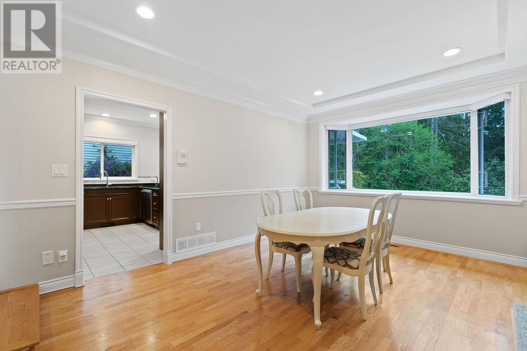 3998 Phyllis Road, North Vancouver, British Columbia  V7K 2V1 - Photo 6 - R2969282