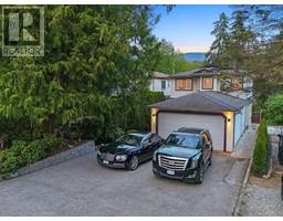 3998 PHYLLIS ROAD, North Vancouver, British Columbia