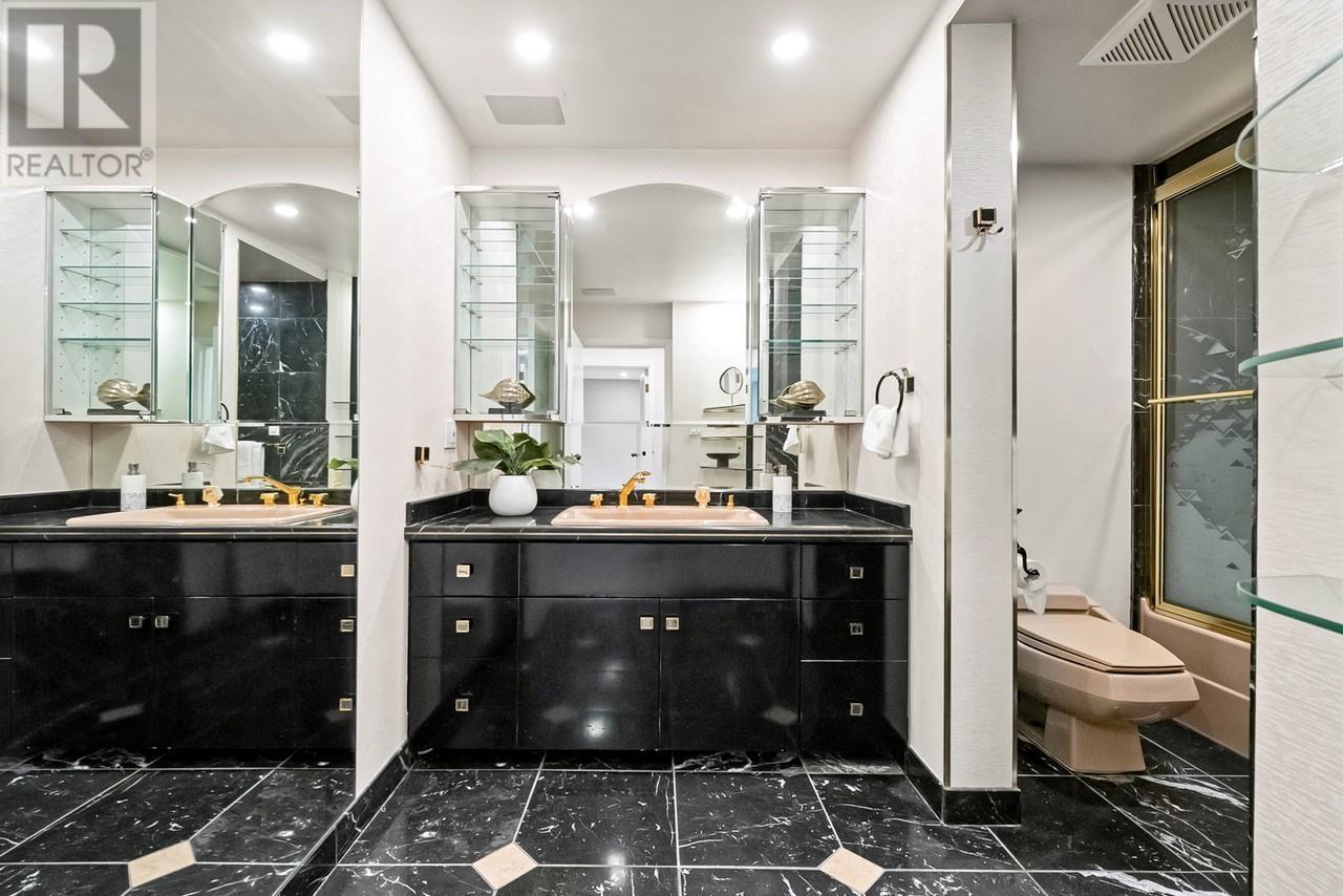 401 2015 Beach Avenue, Vancouver, British Columbia  V6G 1Z3 - Photo 21 - R2968366