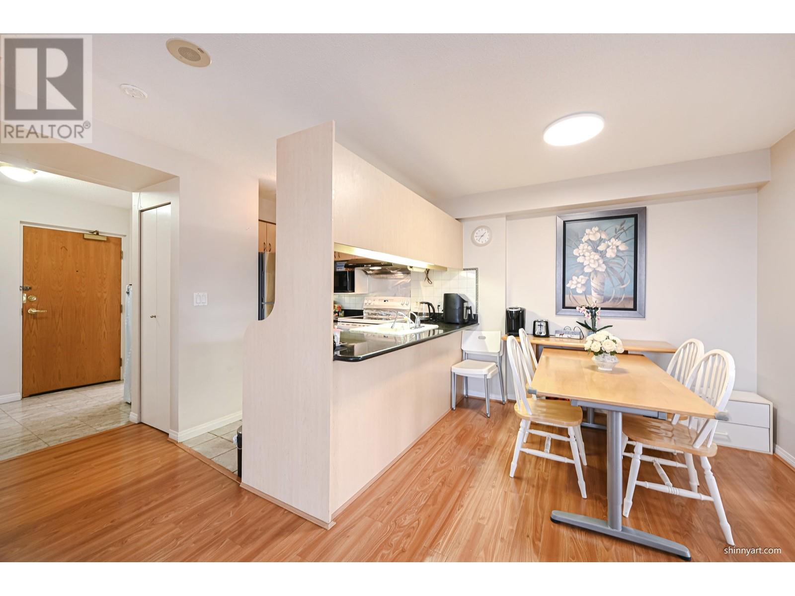 Listing Picture 8 of 32 : 805 6611 COONEY ROAD, Richmond / 烈治文 - 魯藝地產 Yvonne Lu Group - MLS Medallion Club Member