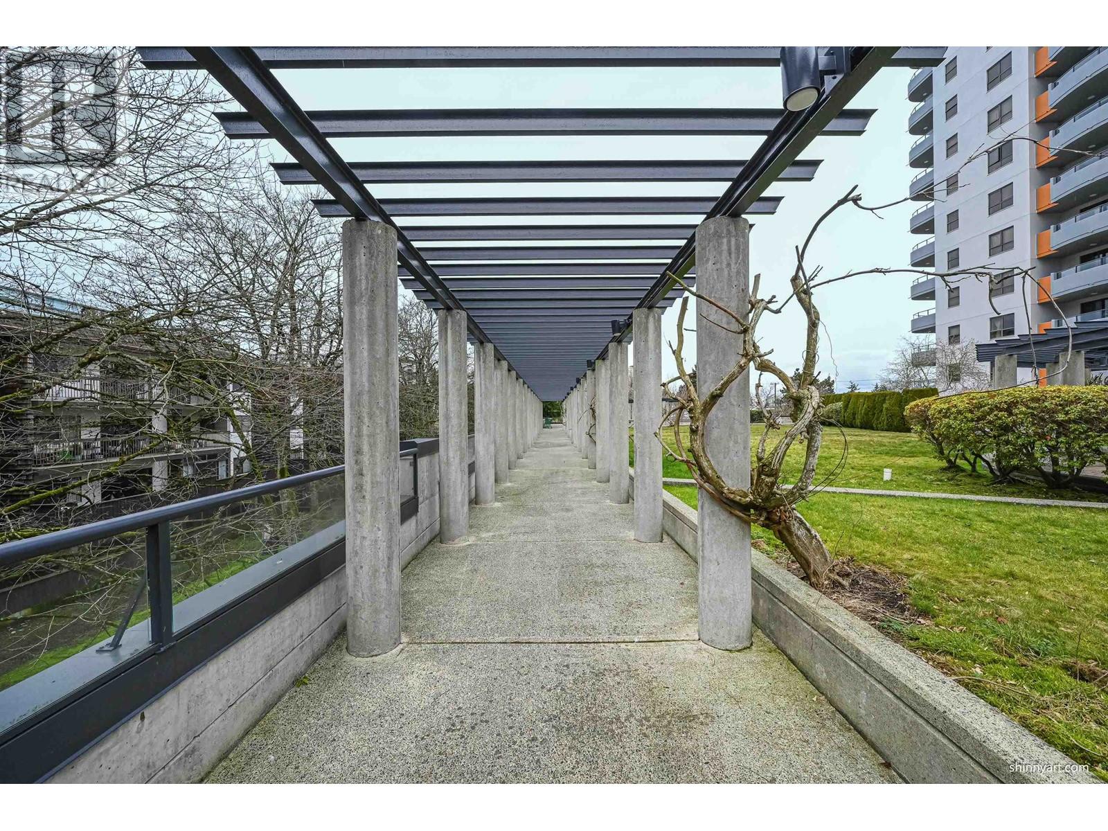 Listing Picture 28 of 32 : 805 6611 COONEY ROAD, Richmond / 烈治文 - 魯藝地產 Yvonne Lu Group - MLS Medallion Club Member