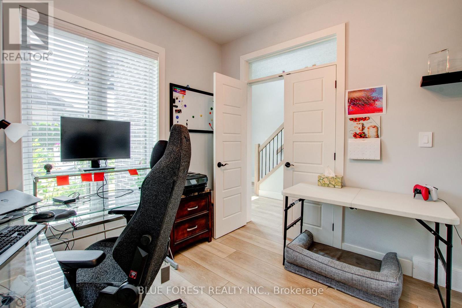 Photo 6 of 45 for 2 - 2810 Sheffield Place