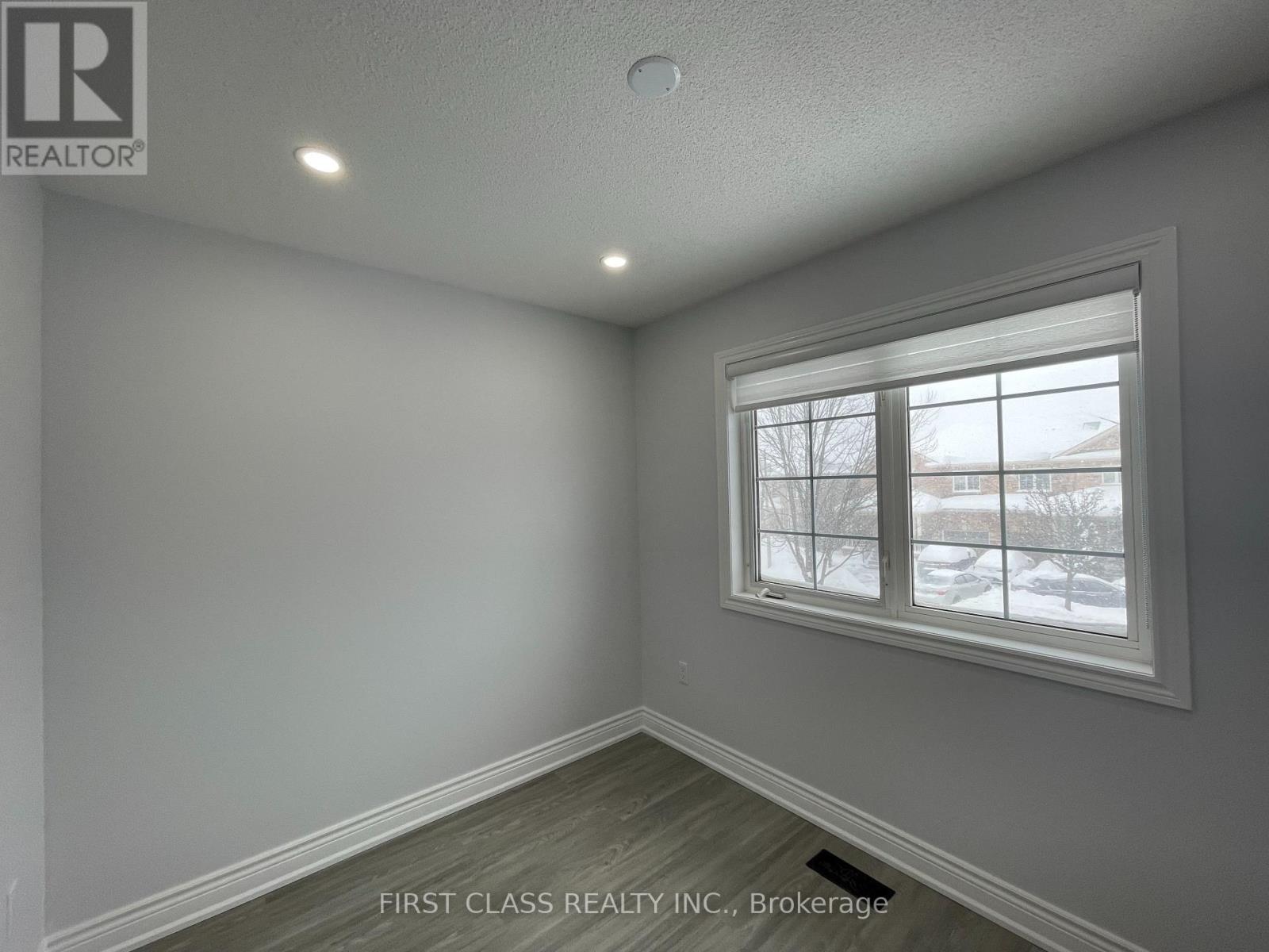 Upper Unit - 130 Adventure Crescent, Vaughan, Ontario  L6A 3J1 - Photo 11 - N11982960