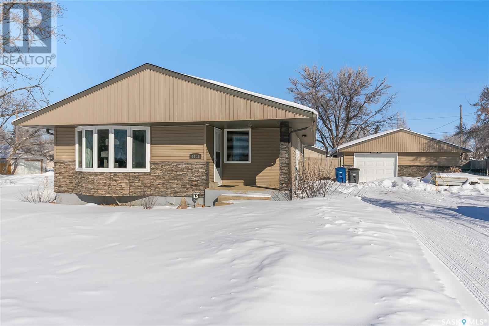 1101 Scott Avenue, Rouleau, Saskatchewan  S0G 4H0 - Photo 1 - SK996265